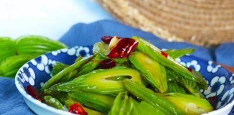 瓜太凉怎么吃,瓜太凉？教你几招美味解暑新吃法