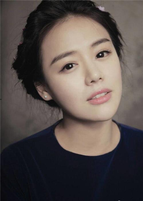 吃瓜群众马思纯微笑集锦,治愈心灵的甜蜜笑容集锦